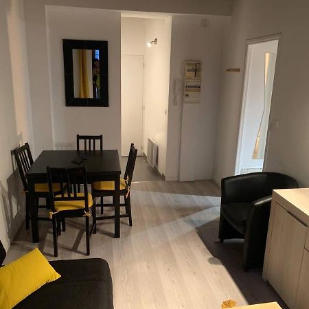 Porte Bourgogne Orléans Exteriör bild